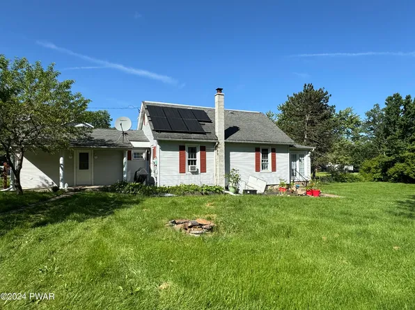 36 Hemlock St, Carbondale, PA 18407