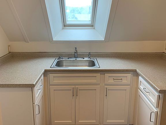 3rd image of 31 Barre St #9