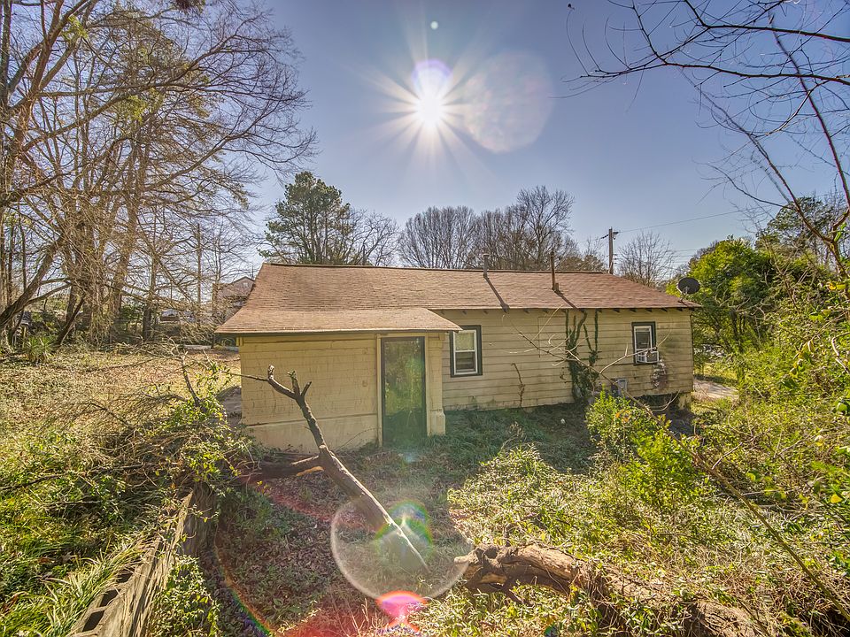 2nd image of 1226 Duncan Rd