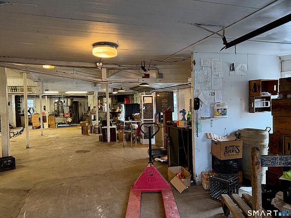 5th image of 510 Corbin Avenue
