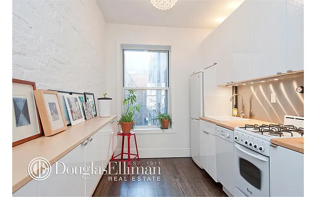 Rented by Douglas Elliman | media 2