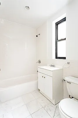 Rented by Living New York | media 8