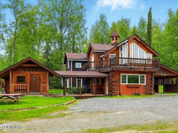40327 S Malaspina Loop, Talkeetna, AK 99676