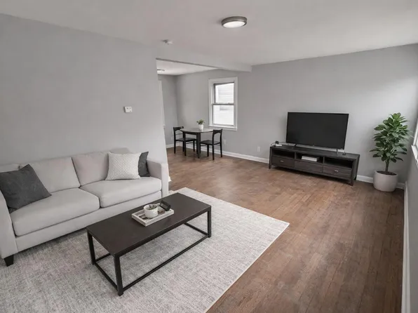 3618 E 9th Ave, Gary, IN 46403