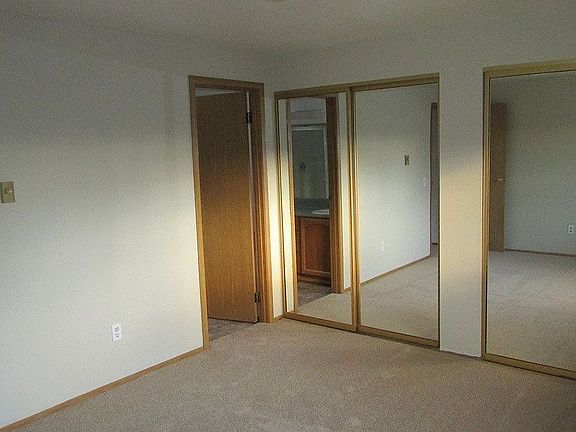 3rd image of 26221 119th Dr SE