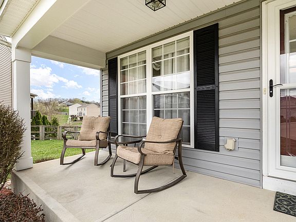 5th image of 2392 Hickorywood Ct