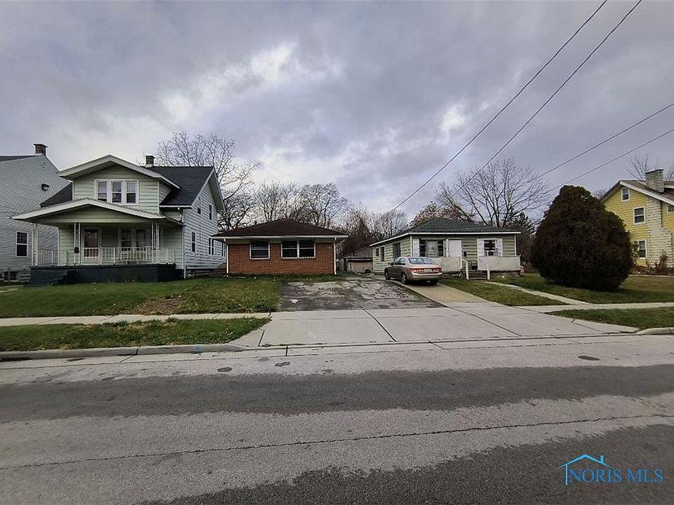 2nd image of 2111 Elliott Ave
