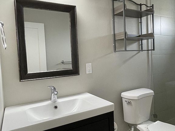 4th image of 3852 4th Ave Unit 3
