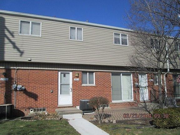 3rd image of 29012 Manchester St