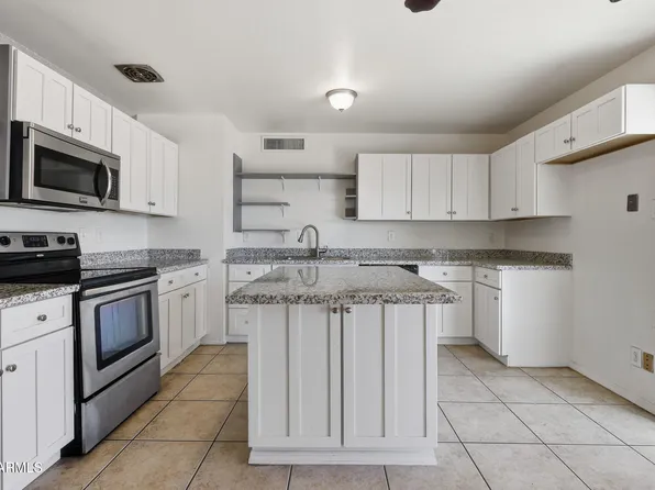 3449 W MAUNA LOA Lane, Phoenix, AZ 85053
