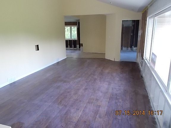 2nd image of 15050 W 147th St