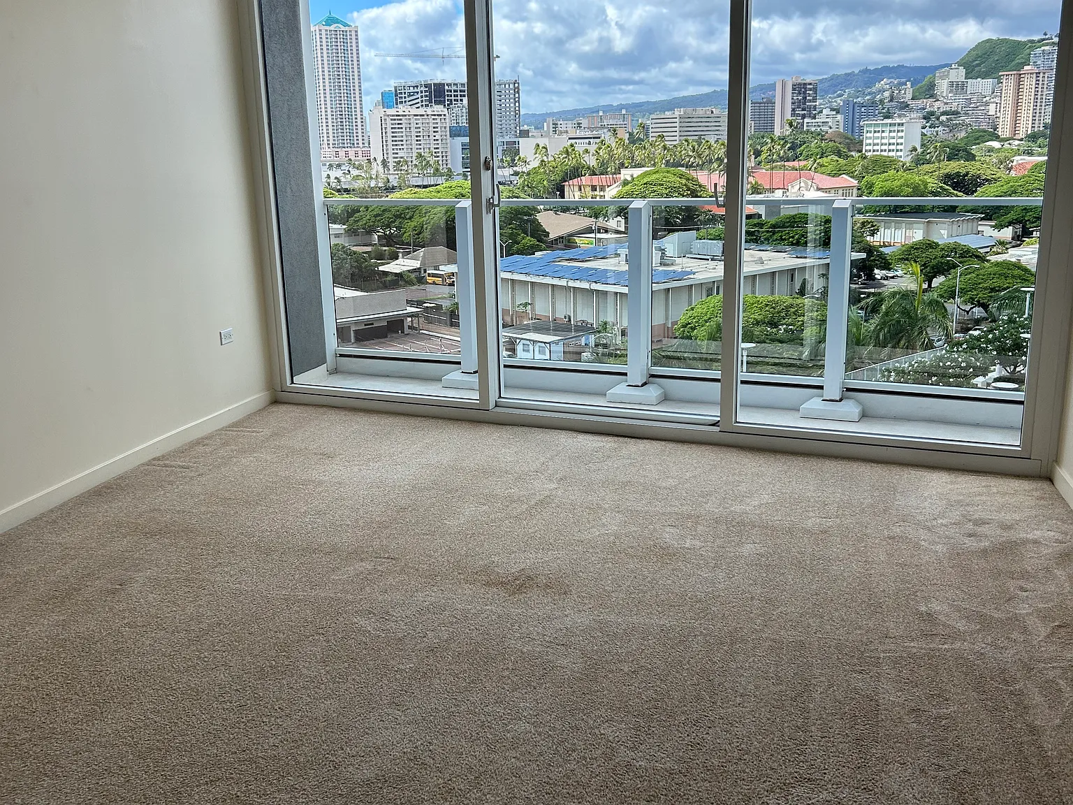 2 bed, $3,500 — Photo 1