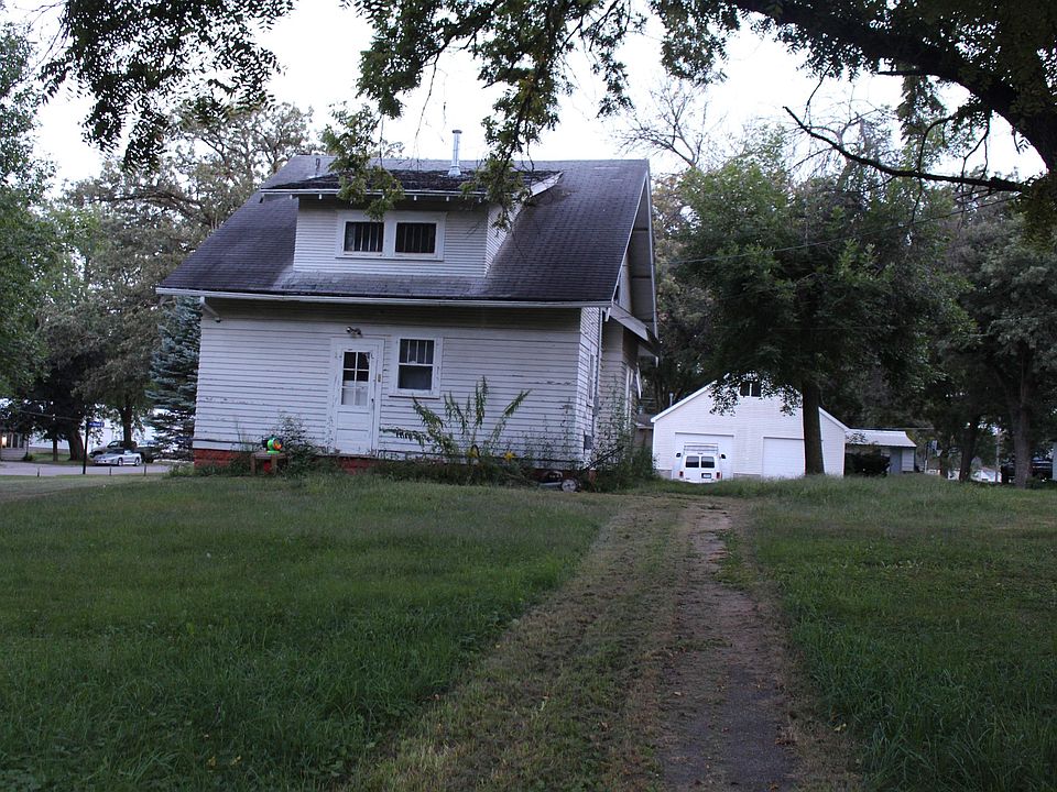 1108 St, Sac City, IA 50583 Zillow