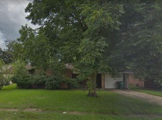 8626 Valley South Dr, Houston, TX 77078