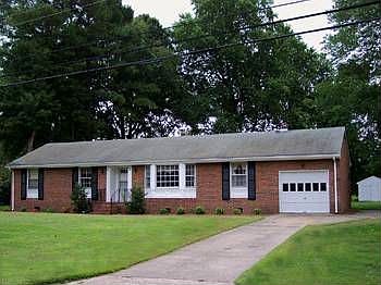 1st image of 115 Bobby Jones Dr