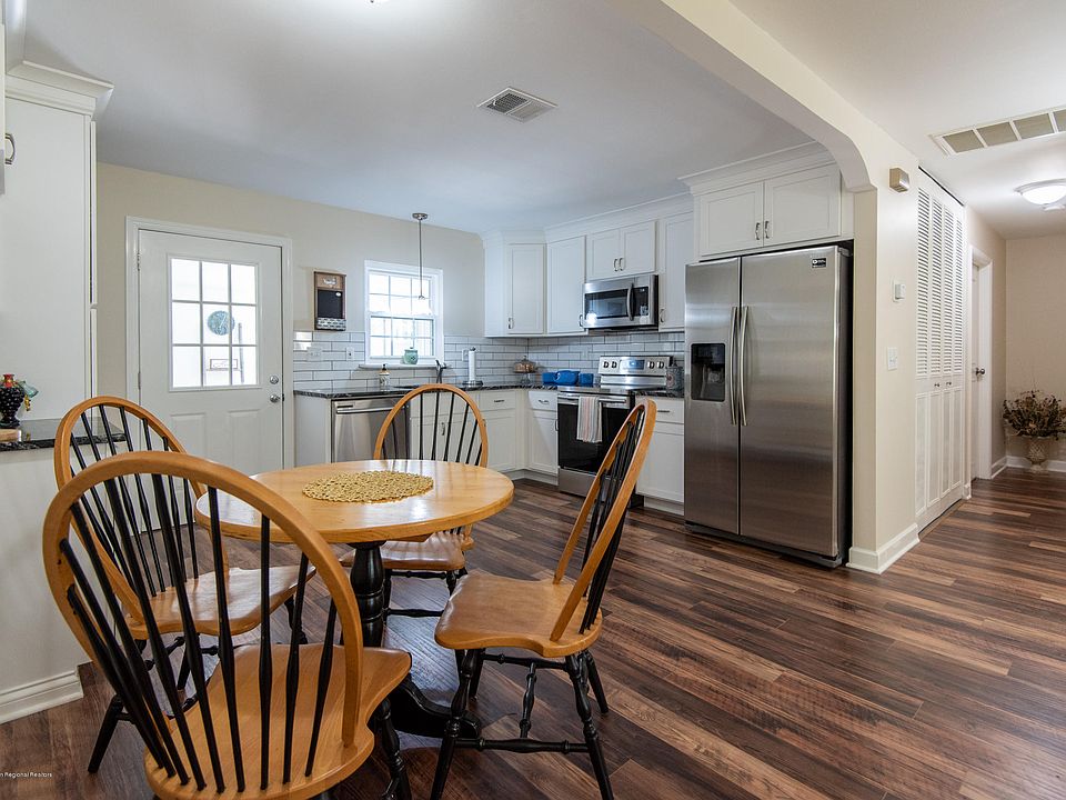 1st image of 88B Dorchester Dr #1002