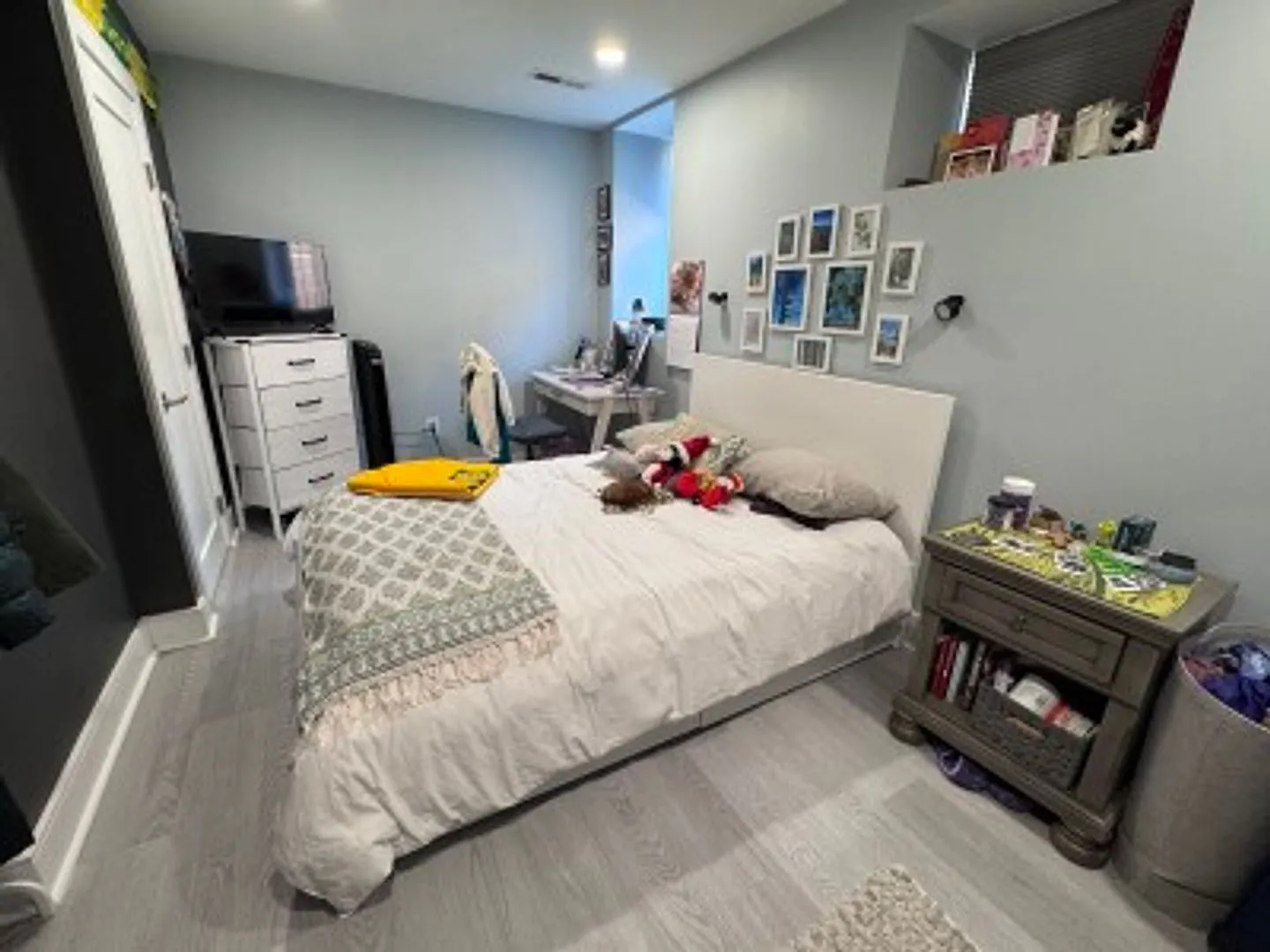 Brookline (Washington Sq.) 3 bed 2 bath -9/1! — Photo 4