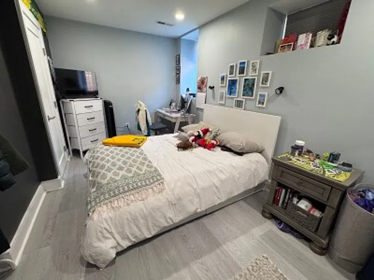 7 University Rd #A — Photo 4
