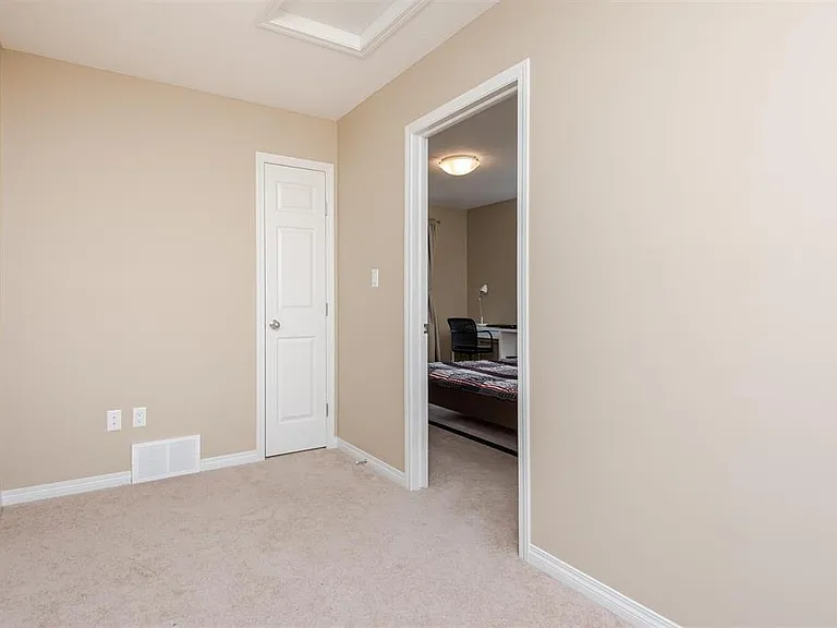 4850 Terwillegar Cmn NW — Photo 15