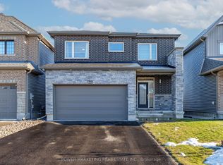 682 Jerome Jodoin Dr, Ottawa, ON K4A 1G7