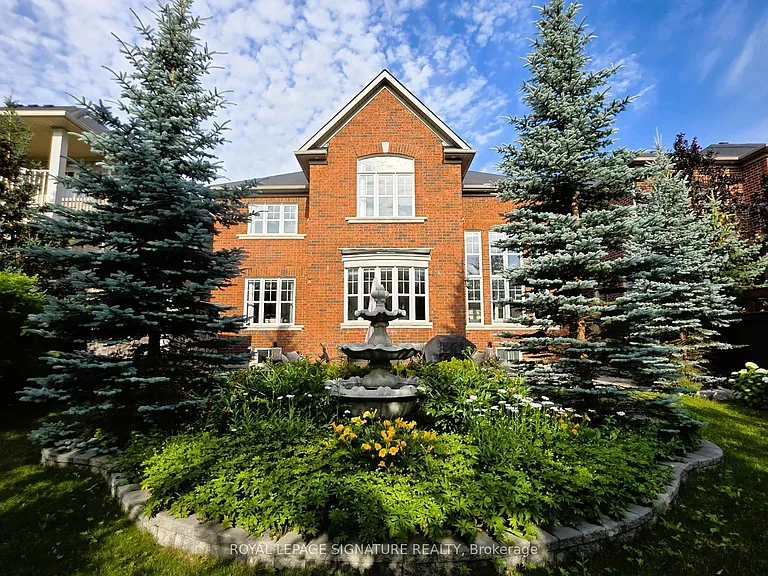 9 William Bowes Blvd — Photo 1