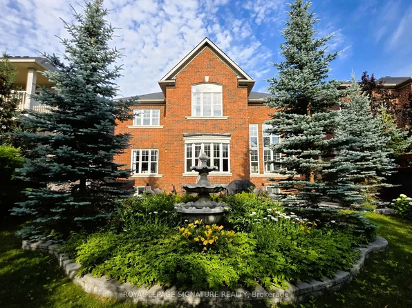 9 William Bowes Blvd, Vaughan, ON L6A 4B1
