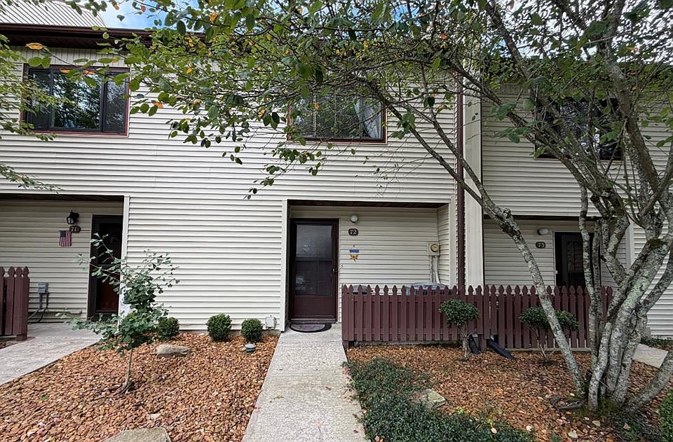1st image of 72 Wilshire Heights Dr