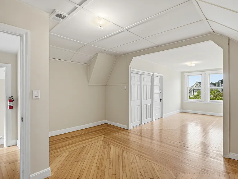 749 Clayton St #747 — Photo 31