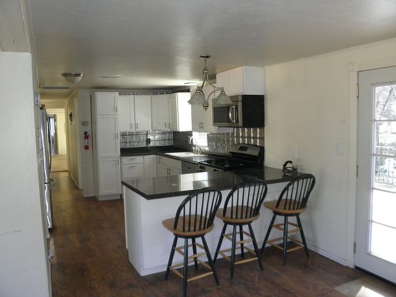 4th image of 9147 W Cedar Dr