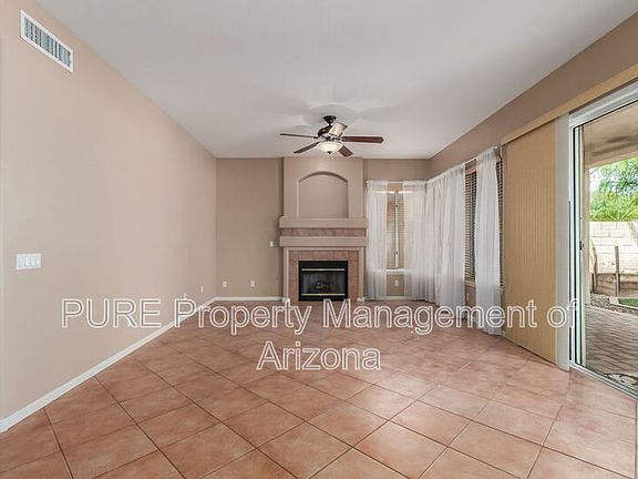 5th image of 3381 S Vine St