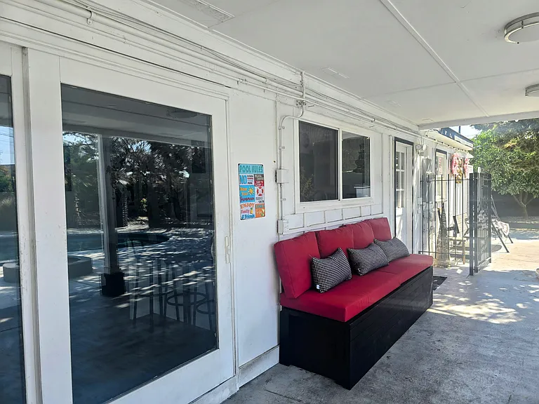 2548 E Wilson Ave — Photo 174