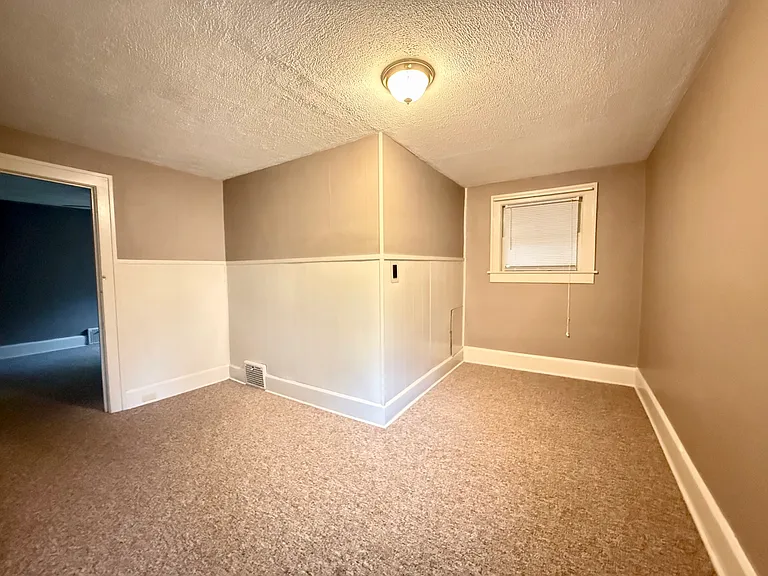 318 Quarry St #4 — Photo 6