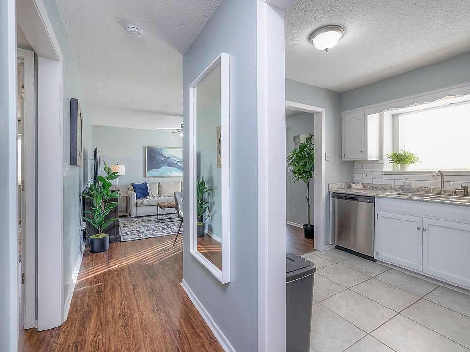1st image of 5601 & 5605 W 58th St #10661332