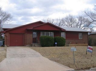 2307 NW 45th St, Lawton, OK 73505