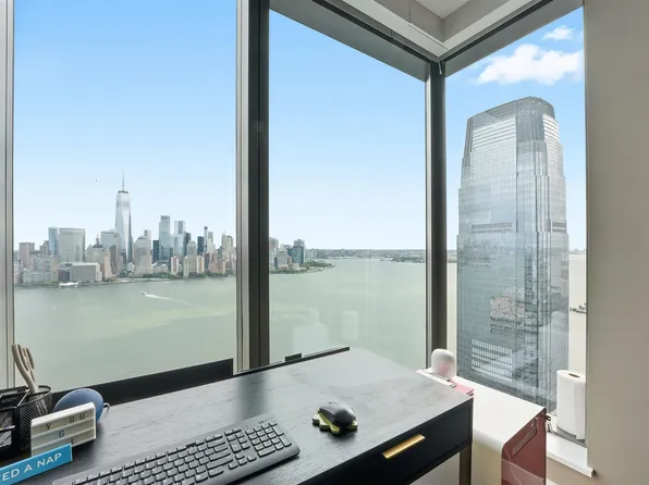 99 Hudson Street image 22 of 41