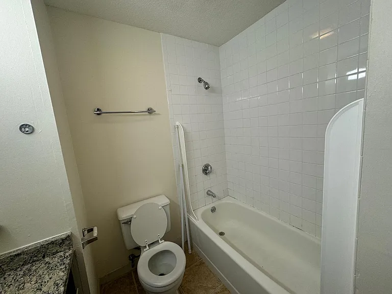 154 Beacon St #A4 — Photo 4