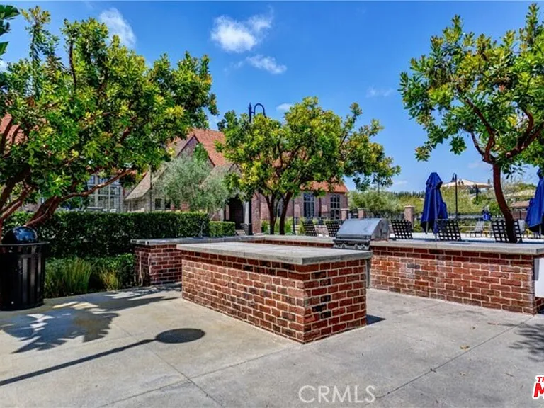 7365 Autumn Ct — Photo 17