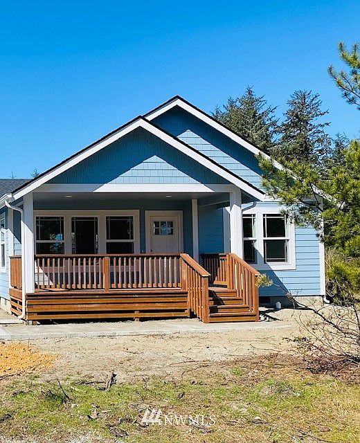 1st image of 882 Vagabond Avenue