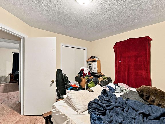 5th image of 2174 Norwood Blvd