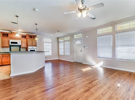 4th image of 113 Stoneridge Dr