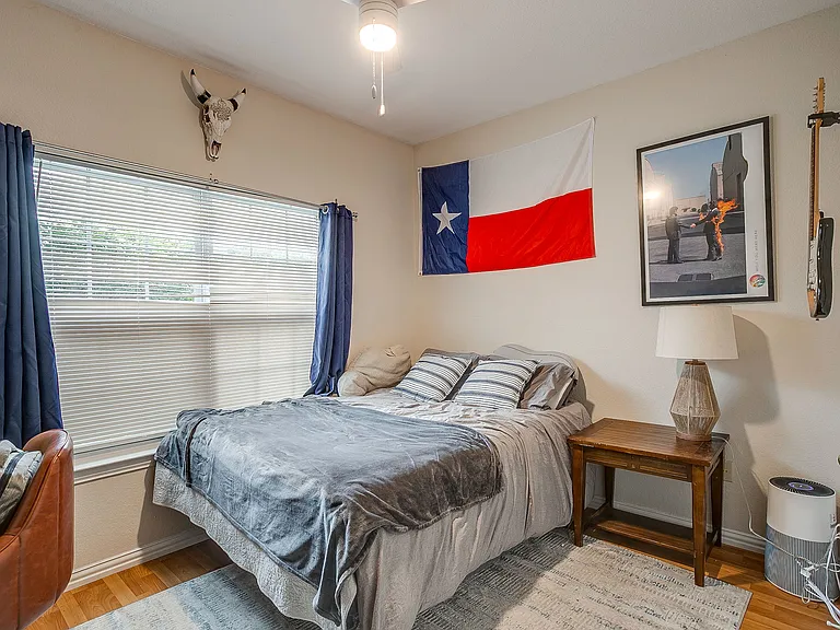 3200 Lubbock Ave — Photo 12