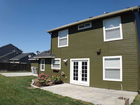 3rd image of 265 N Summerwind Dr
