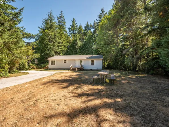 87428 McTimmons Ln, Bandon, OR 97411