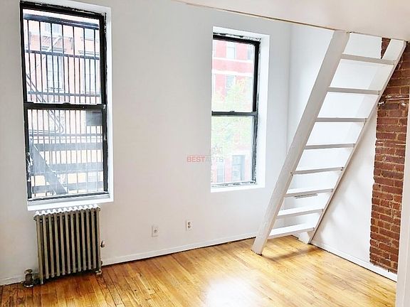 4th image of 515 W 46th St #2