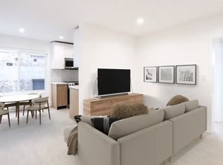 1727 N Edgemont, Los Angeles, CA 90027
