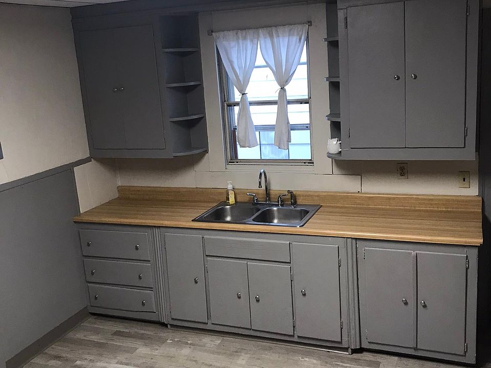 1st image of 534 Madison St