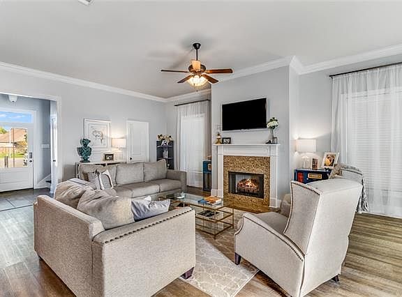 3rd image of 105 Wood Moss Way