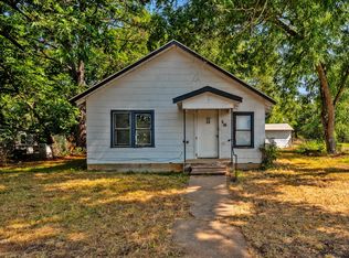 127 E Prospect St, Denison, TX 75021