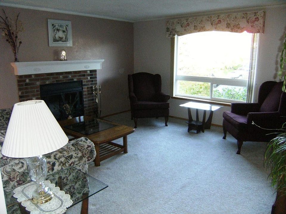 1st image of 307 17th Avenue Ct