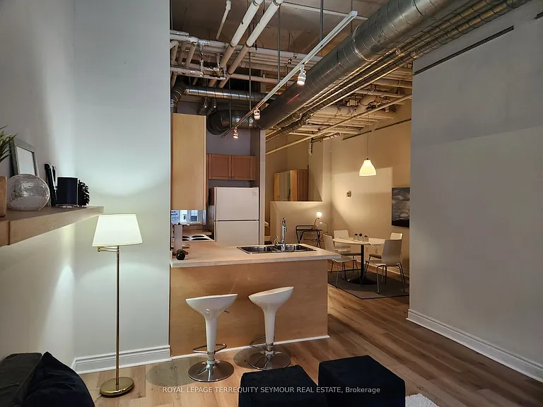 103 McCaul St #47 — Photo 6